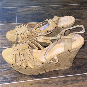 Xhilaration suede wedge heels size 9 1/2